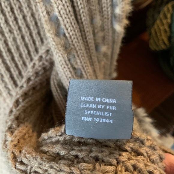 Bagatelle Real Genuine Fur Sweater Vest - Picture 6 of 10